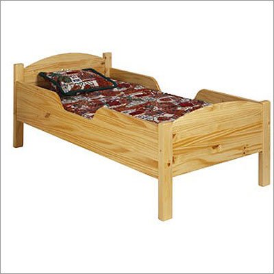 Kitchen: Little Colorado Traditional Heart Toddler Bed