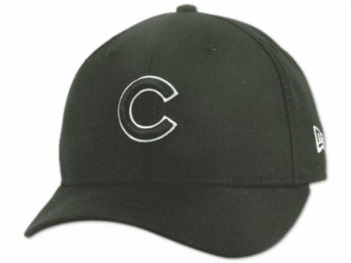 Chicago Cubs Black on Black Fitted Cap by New Era