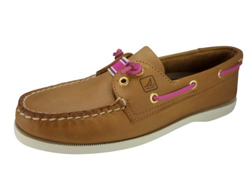 boat shoes size 9