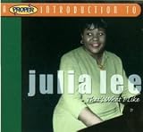 Review Julia Lee  / A Proper Introduction to Julia Lee: That's What I Like