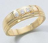14K Yellow Gold Three Stone .20 ctw Diamond Ring