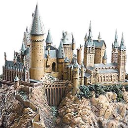 Harry Potter Hogwarts Castle Replica
