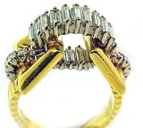 An Estate 1.00 ct tw Over/Under Baguette Diamond Ring