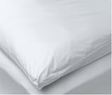 233-Thread-Count Twin Featherbed Cover (Zippered)