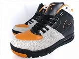 \"Nike
