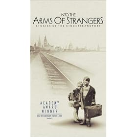 Into The Arms Of Strangers - Stories Of The Kindertransport [VHS]
