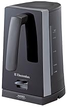 Electrolux NERO コードレス電気ケトル 1.7L EEK4000