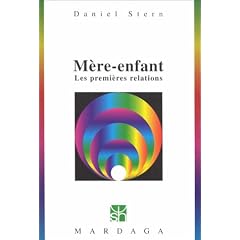 M�re-enfant, les premi�res relations