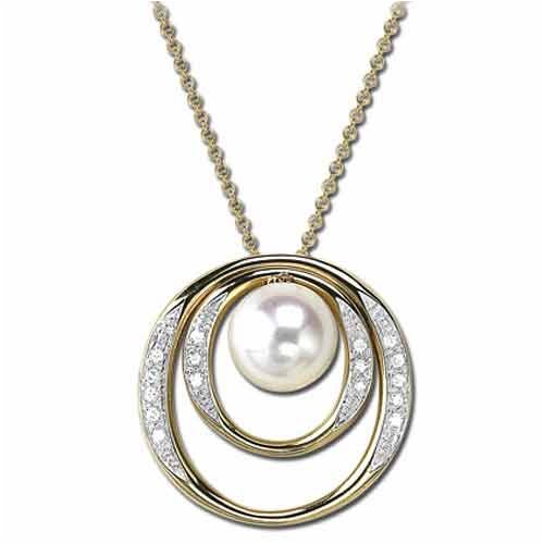 8mm China White Pearl, Round Brilliant Cut Diamonds, 14Kt. Yellow Gold. Diamond Necklace