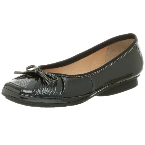Geox Women's Stefany Patent Leather Flat