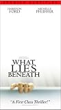 What Lies Beneath (Version en Espanol) (Subtitulada) [VHS]