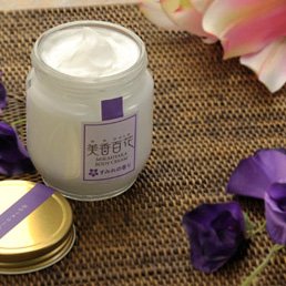 洗顔石鹸　美香百花ボディクリーム＜天然すみれの香＞