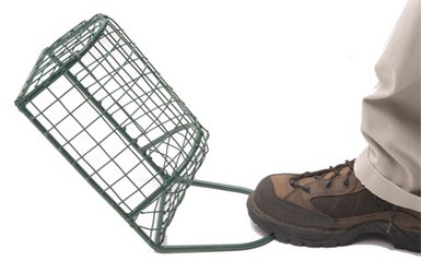 Tip Up Bird Releaser