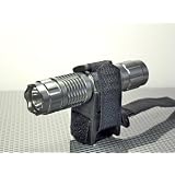 NEW! ベルクロ ライトホルダー【対応範囲：19-40mm】 最新LED フラッシュライト 推奨 自転車用