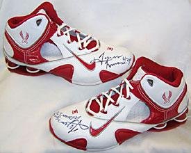 Tyrus Thomas Autographed Game Used 2007 Chicago Bulls Sneakers - NBA Sneakers