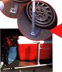"Flagpole-To-Go" Tire Mount