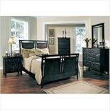 Giovanna Panel Bedroom Set in Cappuccino Size: Queen