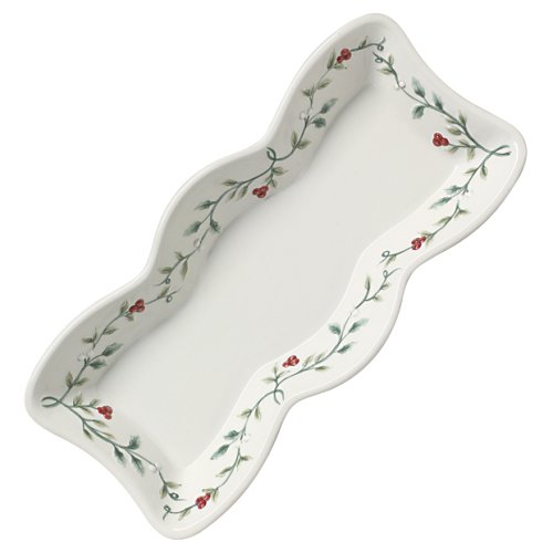 Pfaltzgraff Winterberry Appetizer/Bread Tray