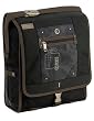 SOLO 15.4-Inch Vertical Messenger Black (URA5014)