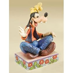 Disney Traditions by Jim Shore 4011752 Goofy Personality Pose Figurine 5-Inch