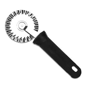 Messermeister 800-19 Pro-Touch Large Fluted Pastry Wheel