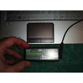 Sony VAIO VPC-W Series 10.1-Inch Netbook - Up to 7 Hours of Battery Life (Windows 7 Starter)