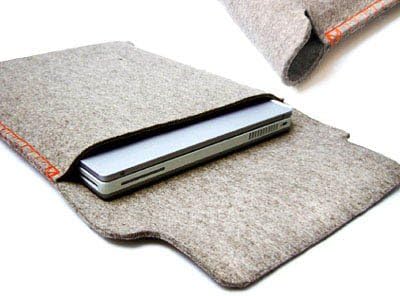 Laptop Case "Apfeltasche" - 15'' Macbook Pro Series - 100% wool felt - hand stitched in signal orange