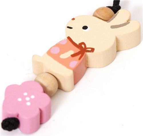 Imagen 3 de colgantito beis de conejo para el móvil