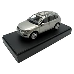 VW Touareg II 7P 1:43 Tungsten Silver