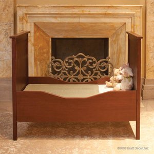 Bratt Decor Manhattan Park Avenue Toddler Crib in Sable