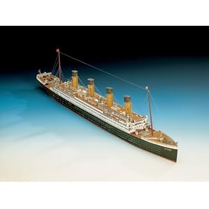 Schreiber-Bogen RMS Titanic Card Model by SCHREIBER-BOGEN