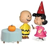  : Peanuts Great Pumpkin Charlie Brown and Lucy Halloween Party Play Pack Action Figure Set