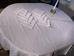 Banquet Luxury Drawnwork Tablecloth + Napkins Set-roses