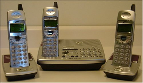 AT&T 3 Handset 5.8ghz With A/s Caller Id & Speakerphone