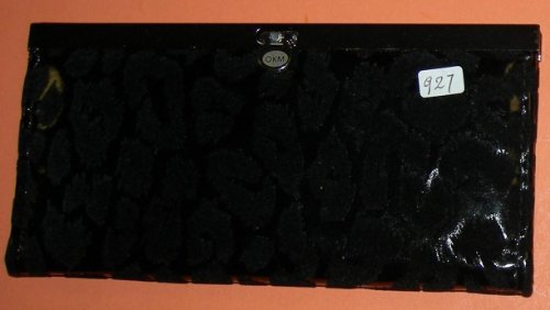 Ladie's Clutch Style Wallet. Cheetah pattern. Black and Brown