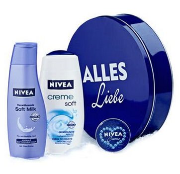 Nivea Body Geschenkdose Alles Liebe Milk 250 ml + Dusche Creme Soft 250 ml Preisvergleich