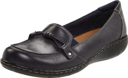 Clarks Women's Sixty Seaway Slip-On Loafer,Navy Lizard Print,7.5 M US