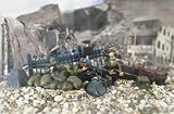Forces Of Valor 1:32nd Scale U.S. 1st Infantry Division - Normandy 1944 Four Soldiers And AccessoriesIMAGE