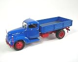 Review Minichamps 439087000 / Ford FK3500 Kipper (1951) in Blue and Red (1:43 scale) Diecast Model Car