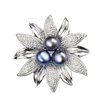 Childrens Toyshop  Jewelry : Pearly Brooch
