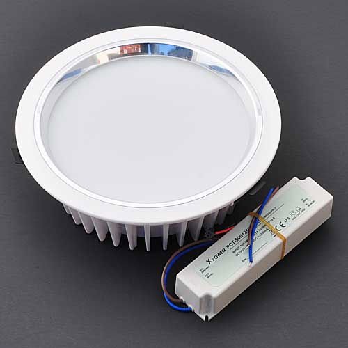 LEDwholesalers 28W 2500 Lumen 8-inch LED Down 