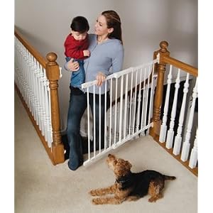 Angle Mount Safeway Baby Gate by KidCo Colors: Black