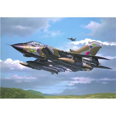Childrens Toyshop  Spielwaren : Revell Modellbausatz 04619 - Tornado GR.1 RAF im Maßstab 1:72