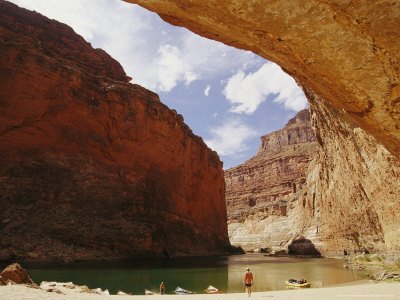 Colorado River Boaters Taking a Break in Redwall Canyon National Geographic Collection Photographic Poster Print by Kate Thompson, 32x24