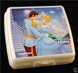 Tupperware CINDERELLA Sandwich Snack Keeper -NEW-3D