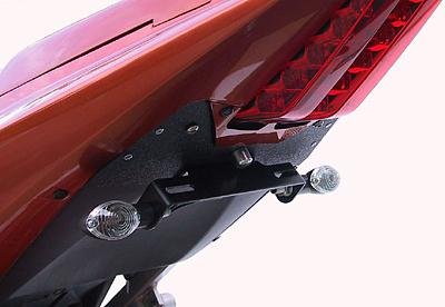 Targa Fender Eliminator Tail SV1000 03-08