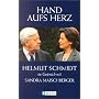 Hand aufs Herz