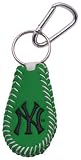 MLB New York Yankees St. Patrick's Day Baseball Keychain