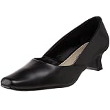 Easy Street Womens Carefree Pump