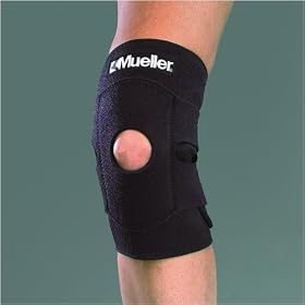 Mueller 4531 Adjustable Knee Support Black OSFM